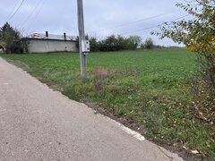 Teren Comana- strada Funieru